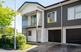 1/120 Mahoe Street, Melville