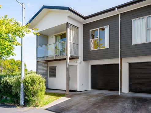 1/120 Mahoe Street, Melville