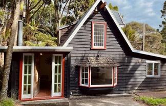 Auckland - Address withheld