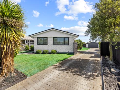 42 Arran Crescent, Woolston