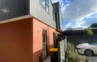 6/8 William Avenue, Manurewa