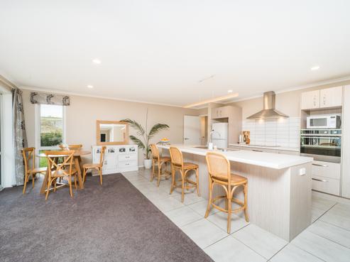 10 Macdonald Heights, Feilding