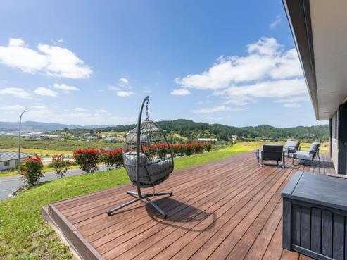 5 Leeward Terrace, Port Whangarei