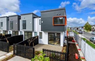 11 Kaikape Lane, Flat Bush