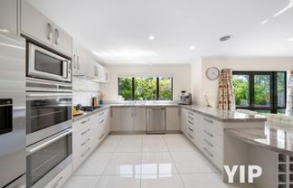 6 Derry Hill, Churton Park