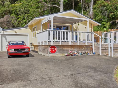 17A Waiwera Road, Waiwera