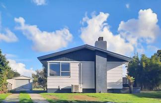 55 James Henry Crescent, HUNTLY