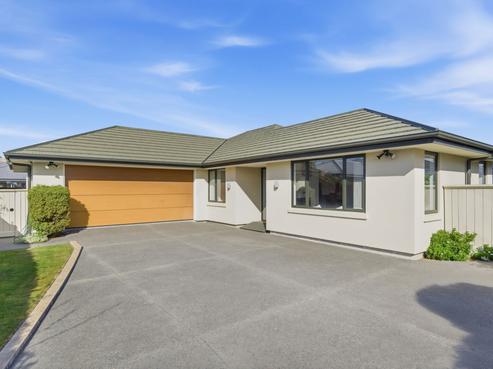 22 Mollymawk Place, Woolston