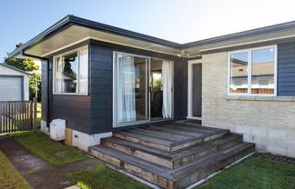 276 Sandwich Road, Saint Andrews