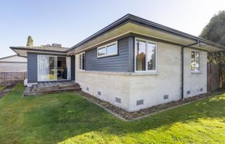 276 Sandwich Road, Saint Andrews
