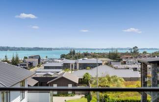 55 Eighth View Avenue, Beachlands
