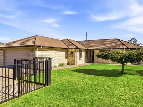 176 Parekawa Drive, Motuoapa