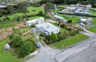 14 Larne Street, Waikawa Valley