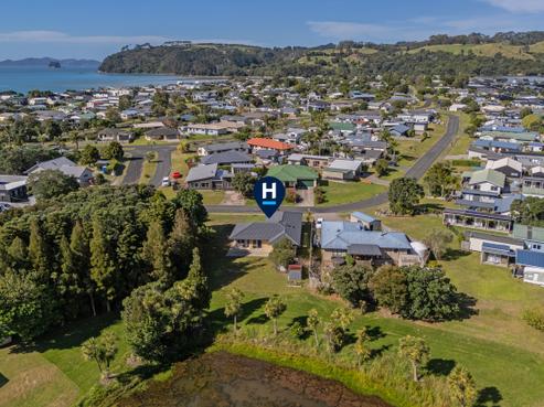 33 Hawk Hill Crescent, Cooks Beach