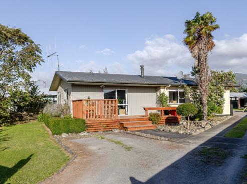 6 Matipo Street, Tokomaru