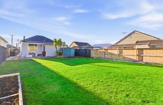 8 East Avenue, Saint Kilda