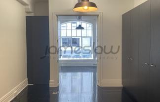 ACHILLES HOUSE – Office for Lease