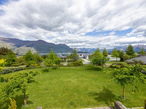 82 Rata Street, Wanaka