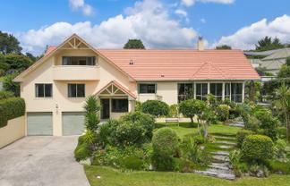 2 Brook Place, Springfield