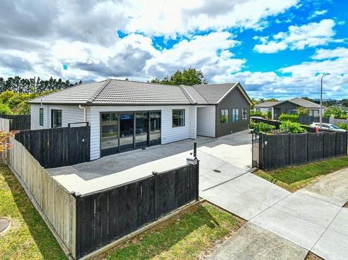 64 Prado Drive, Pukekohe