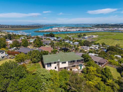 32 Panorama Drive, Parahaki