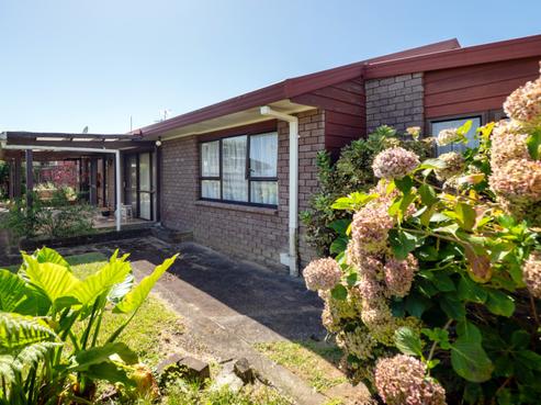4 Orchard Place, Lynmore