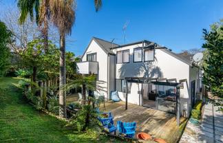 2/116 Maskell Street, St Heliers