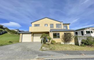 17 Jordan Street, Island Bay