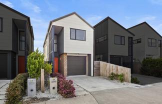 25 John Gray Street, Papakura