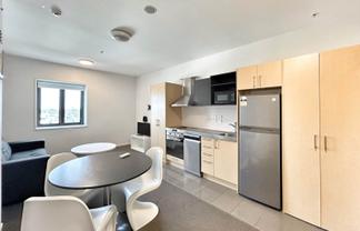 608/17 Putney Way, Manukau
