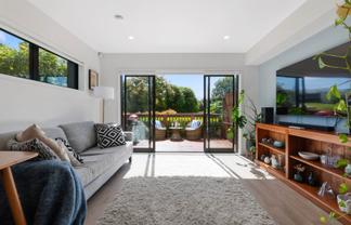 2 Tautaiao Lane, Papakura