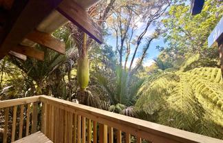 51 Wood Bay Road, Titirangi