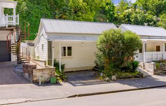 27 Milton Road, Bluff Hill