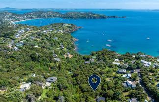 23 Te Aroha Ave, Oneroa