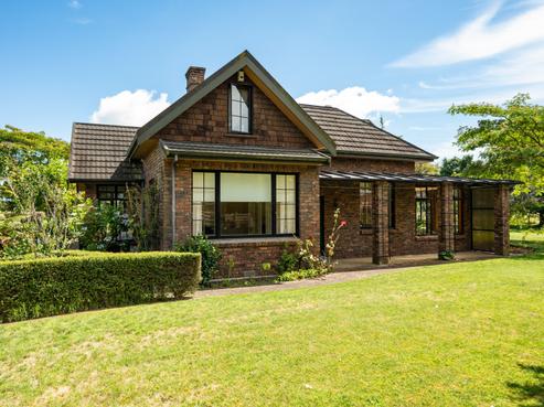 165 Lansdowne Road, Richmond