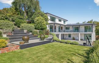 124A Centaurus Road, Huntsbury