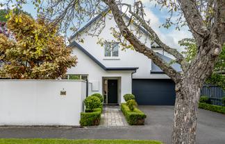 8 Clissold Street, Merivale