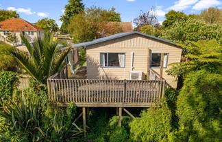 100A Fairfield Road, Fairfield