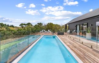 30 Hull Road, Waitoki