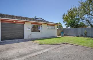 4/33 Liverpool Street, Levin