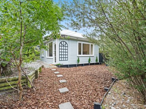9 Arnold Street, Sumner