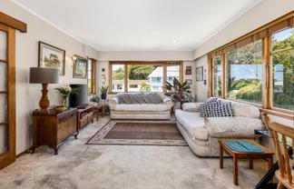 8 Braemar Terrace, Johnsonville