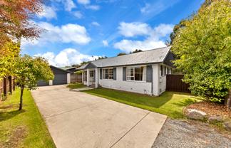 44 Orrick Crescent, Avondale