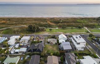 706 Papamoa Beach Road, Papamoa