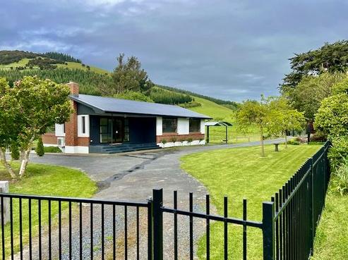 806 Outram-mosgiel Road, Outram