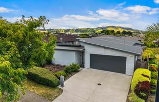 8 CANMORE STREET, Pokeno