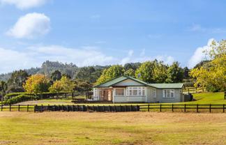 34 Waikopua Road, Whitford