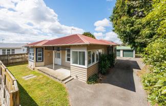 502 Pioneer Highway, Highbury
