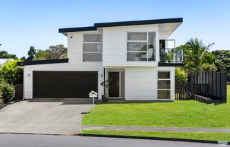 15 Halyard Place, Te Atatu Peninsula