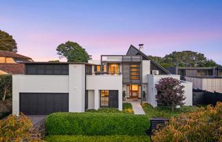 8 Shipherds Avenue, Epsom